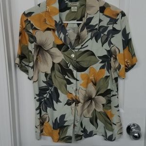 Hawaiian silk shirt